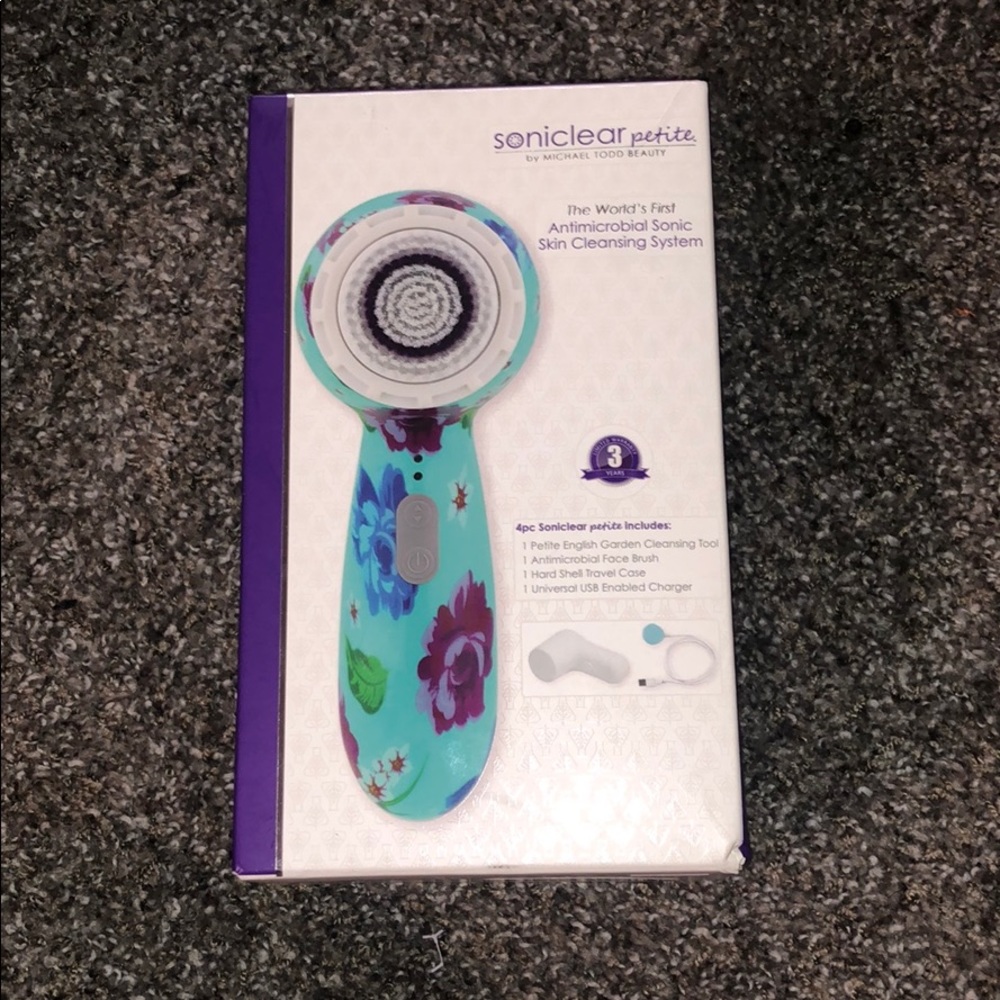 Soniclear Petite Skin Cleansing Brush System
